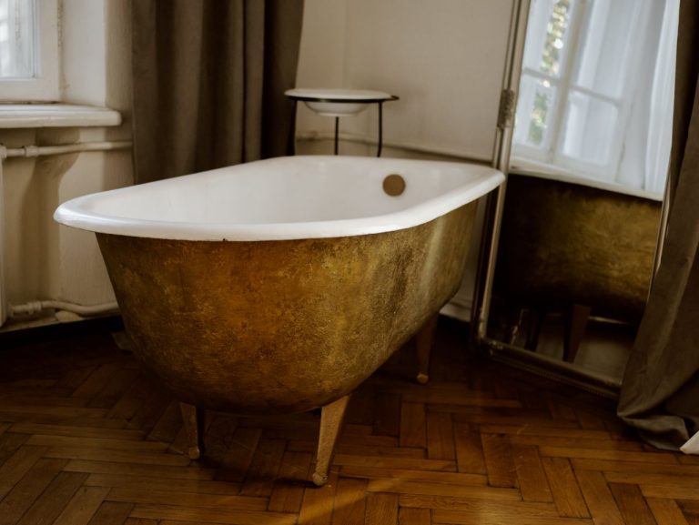 Peindre une baignoire